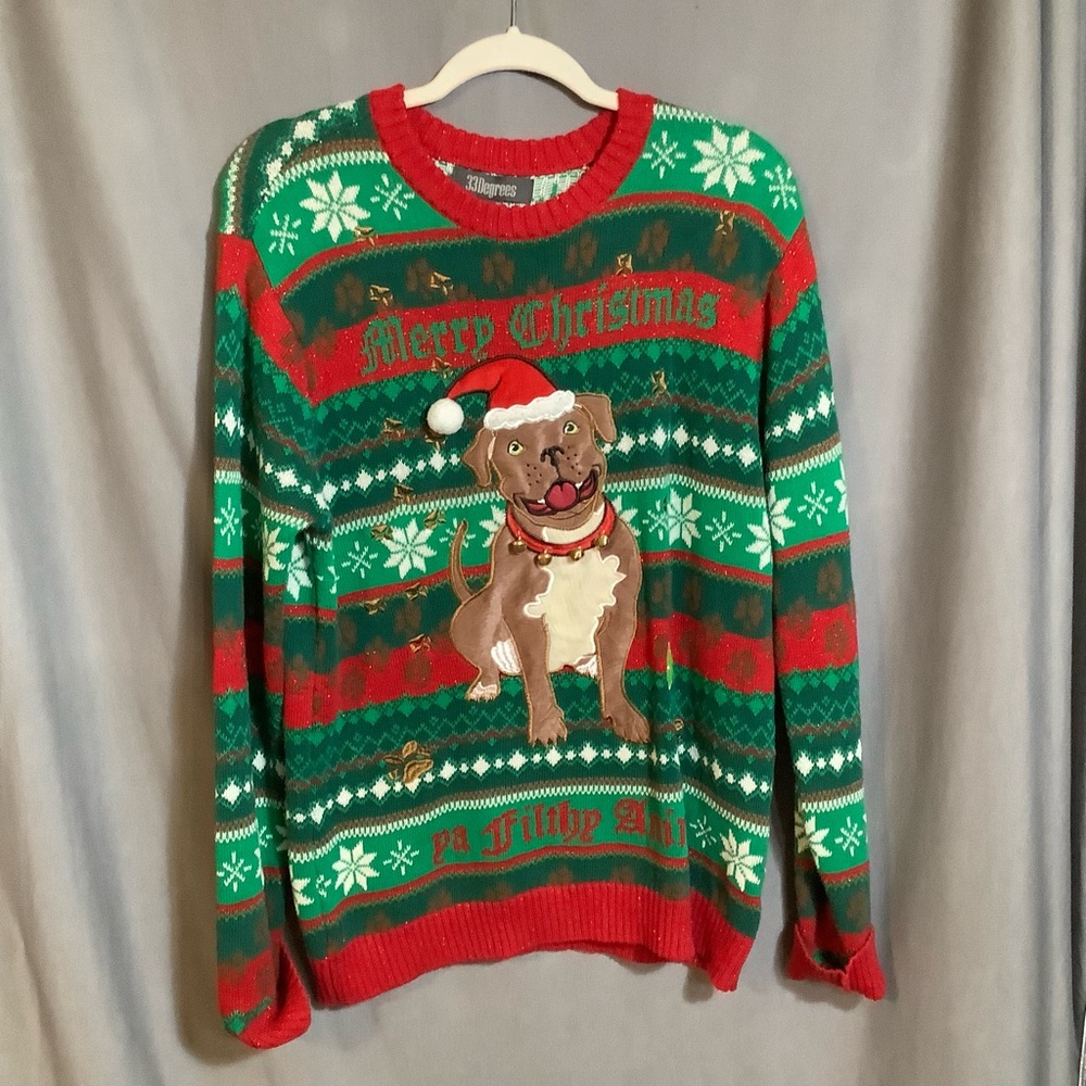 Ugly sweater‎ party?